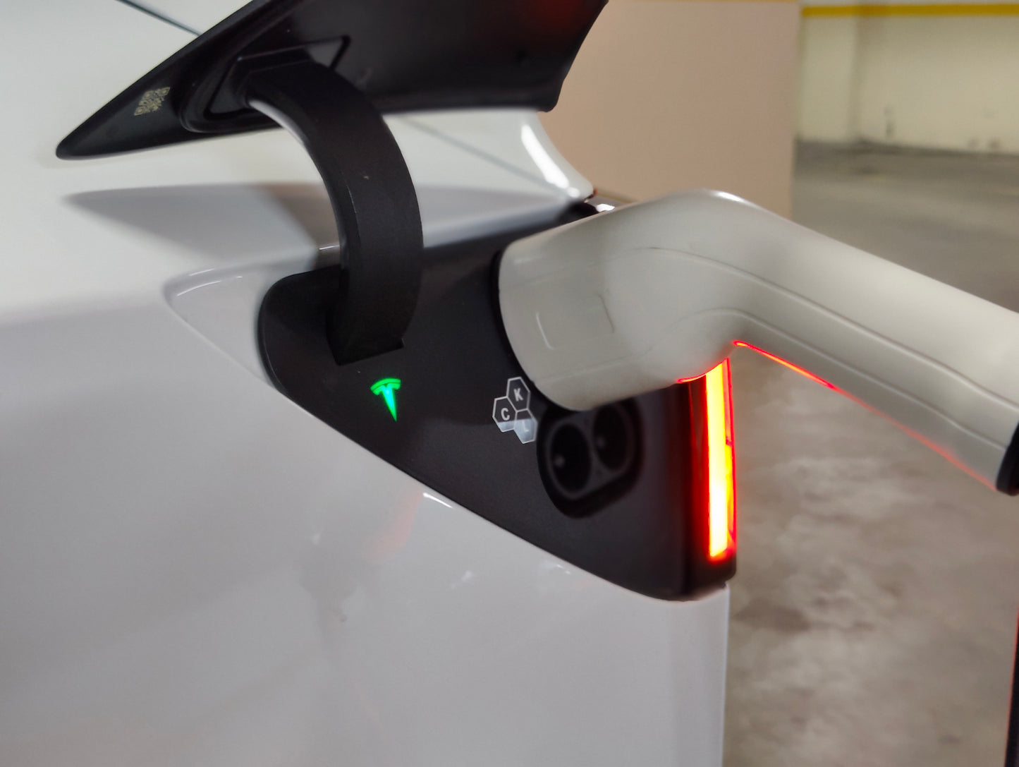 Portable EV Charger Type 2 – 16A, 3.7kW | The Portable Charger Your Electric Car Deserves - More Power. More Practical. More Autonomy.